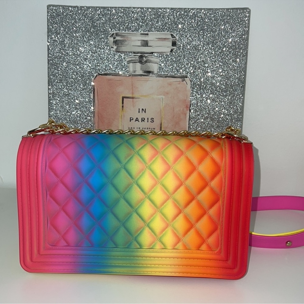 Fashion Rainbow Quilted Bag 🌈 - Picture 3 of 4